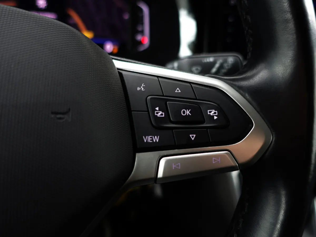2.0 TDI Euro 6 L2 Bulli Aut- Dubbele Cabine, 5/6 Pers, Virtual Cockpit, Xenon Led, Bearlock, Carplay