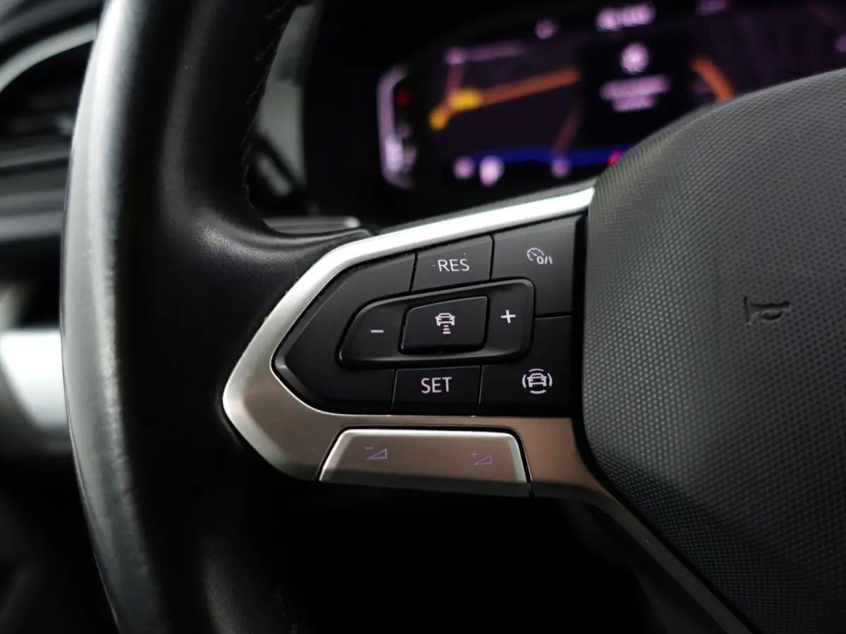 2.0 TDI Euro 6 L2 Bulli Aut- Dubbele Cabine, 5/6 Pers, Virtual Cockpit, Xenon Led, Bearlock, Carplay