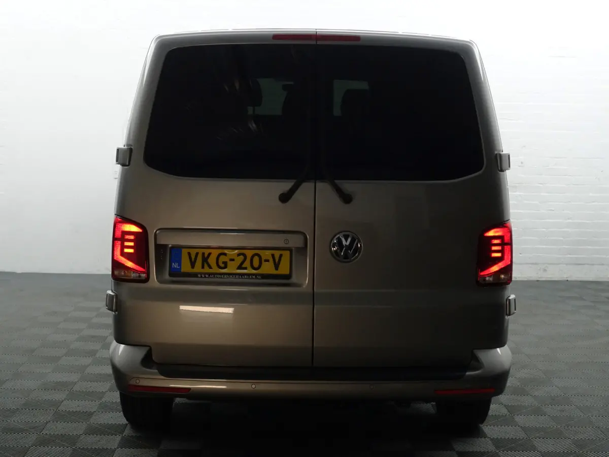 2.0 TDI Euro 6 L2 Bulli Aut- Dubbele Cabine, 5/6 Pers, Virtual Cockpit, Xenon Led, Bearlock, Carplay