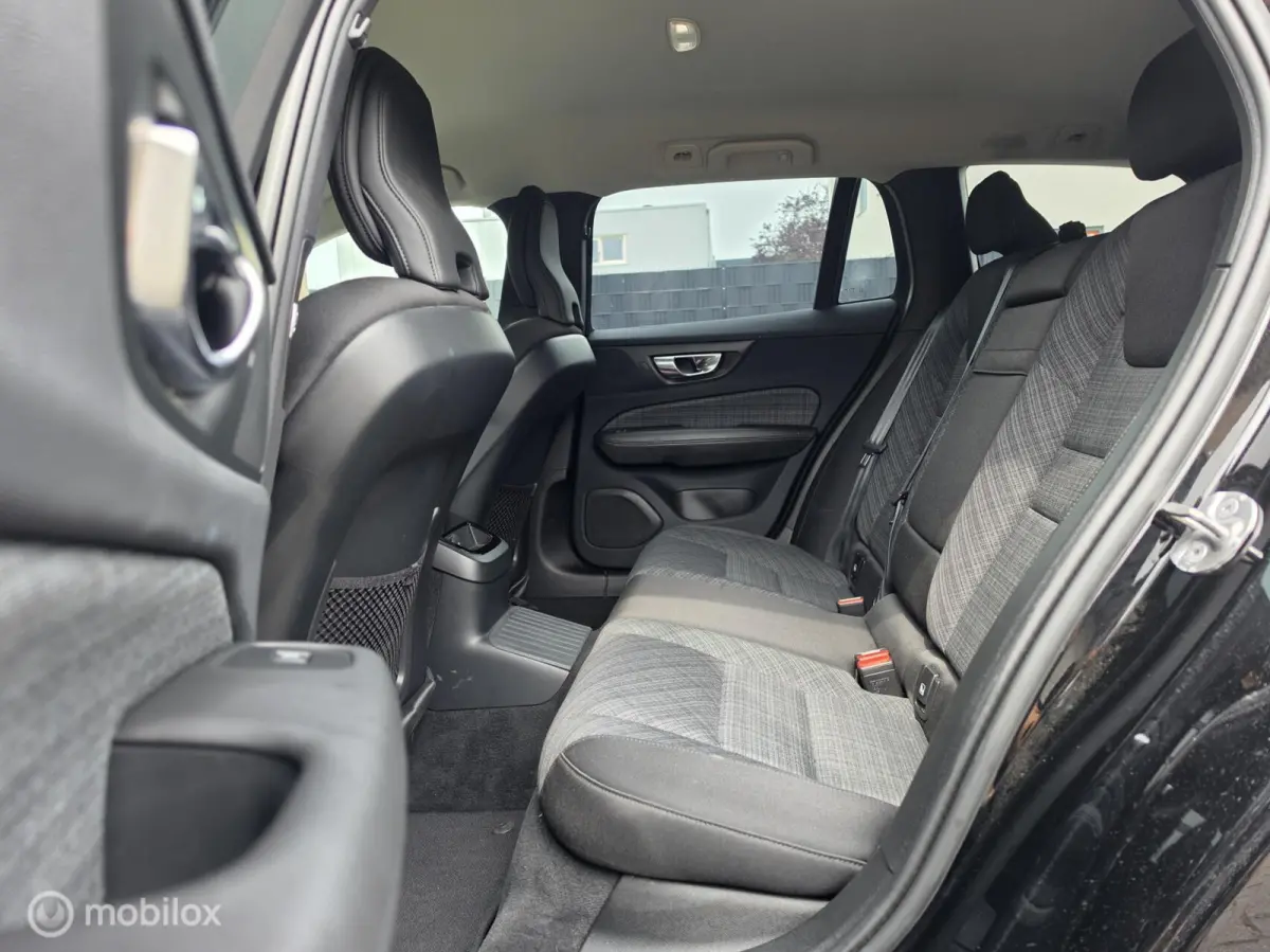 2.0 T6 AWD LONG RANGE 350PK R-DESIGN PLUG-IN HYBRID