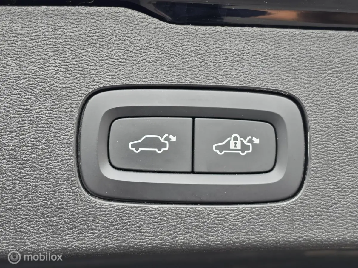 2.0 T6 AWD LONG RANGE 350PK R-DESIGN PLUG-IN HYBRID