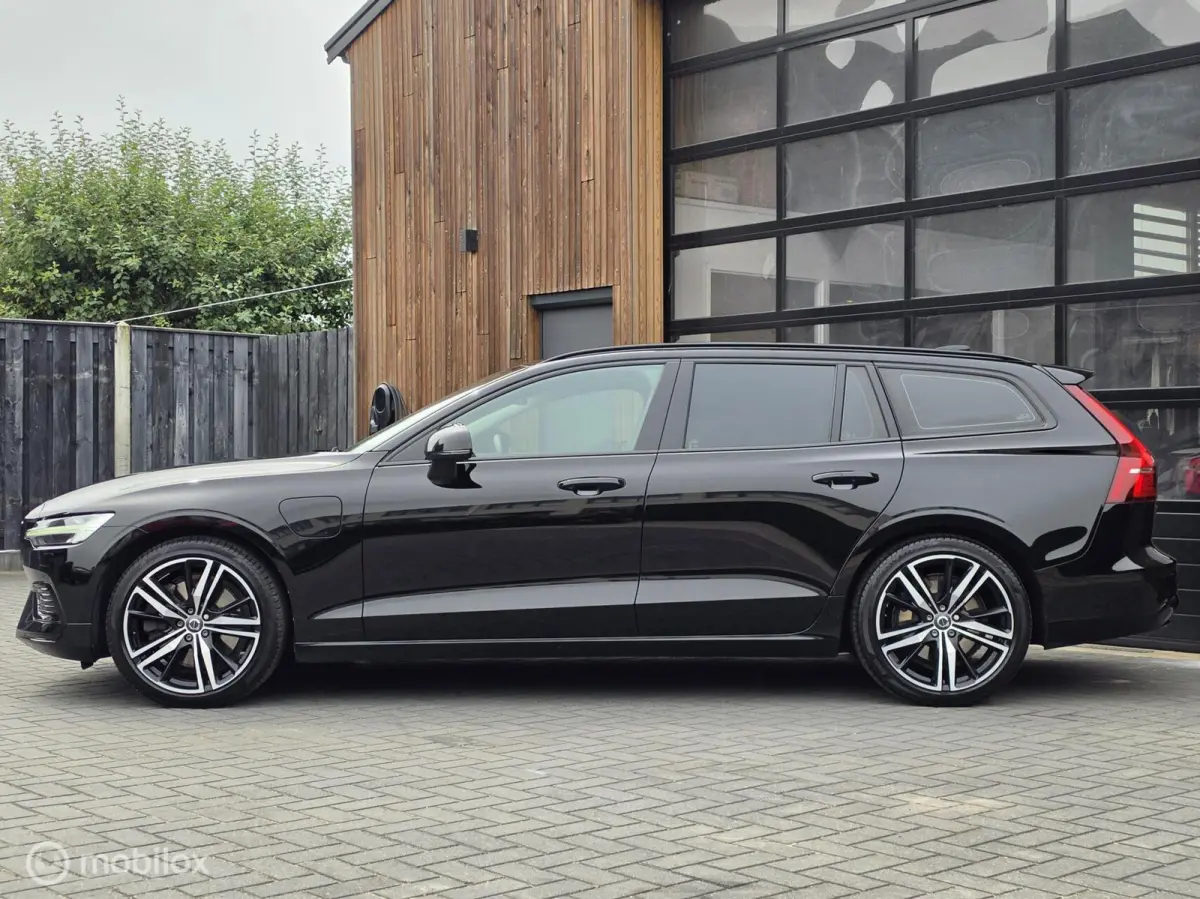2.0 T6 AWD LONG RANGE 350PK R-DESIGN PLUG-IN HYBRID