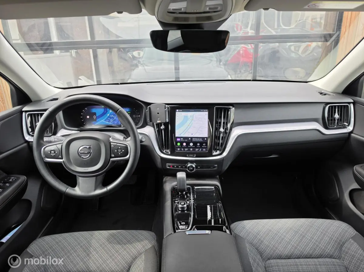 2.0 T6 AWD LONG RANGE 350PK R-DESIGN PLUG-IN HYBRID