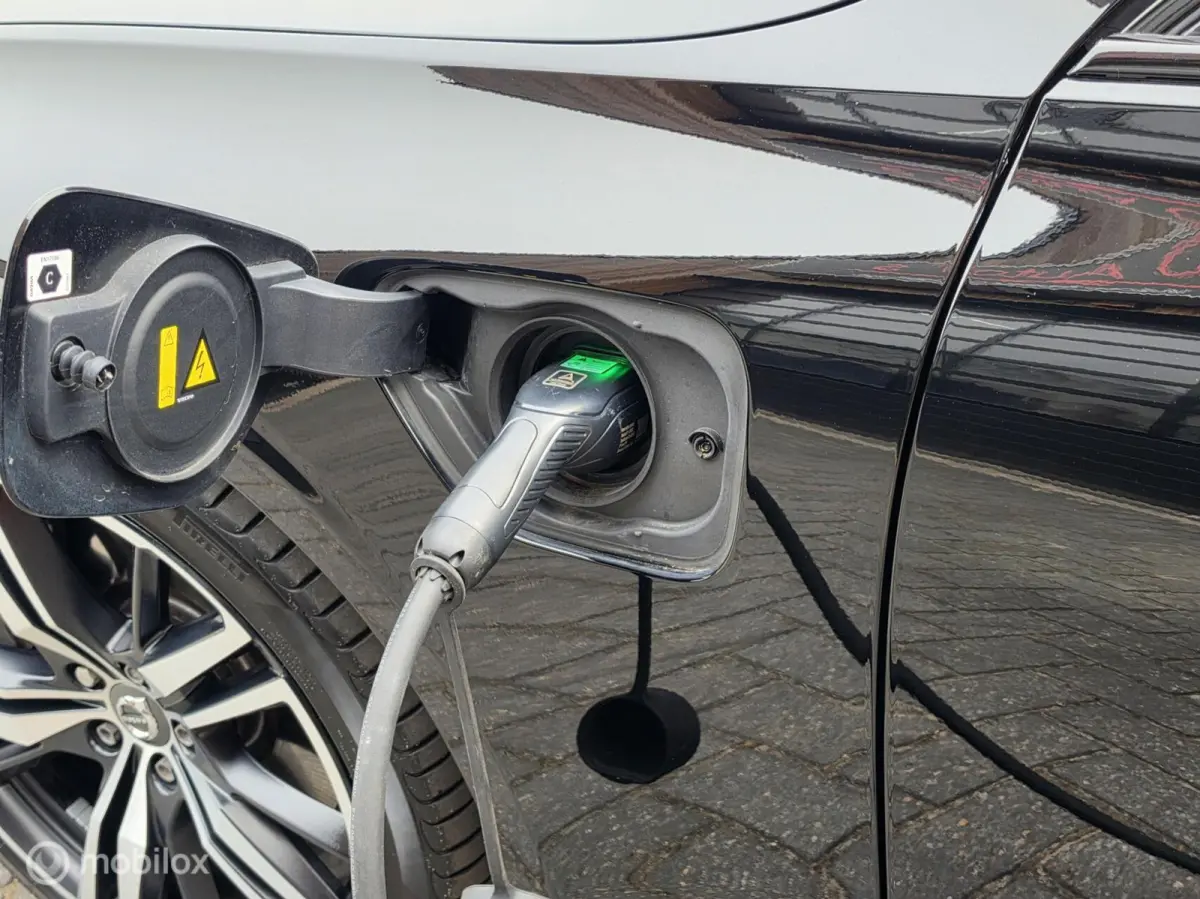 2.0 T6 AWD LONG RANGE 350PK R-DESIGN PLUG-IN HYBRID