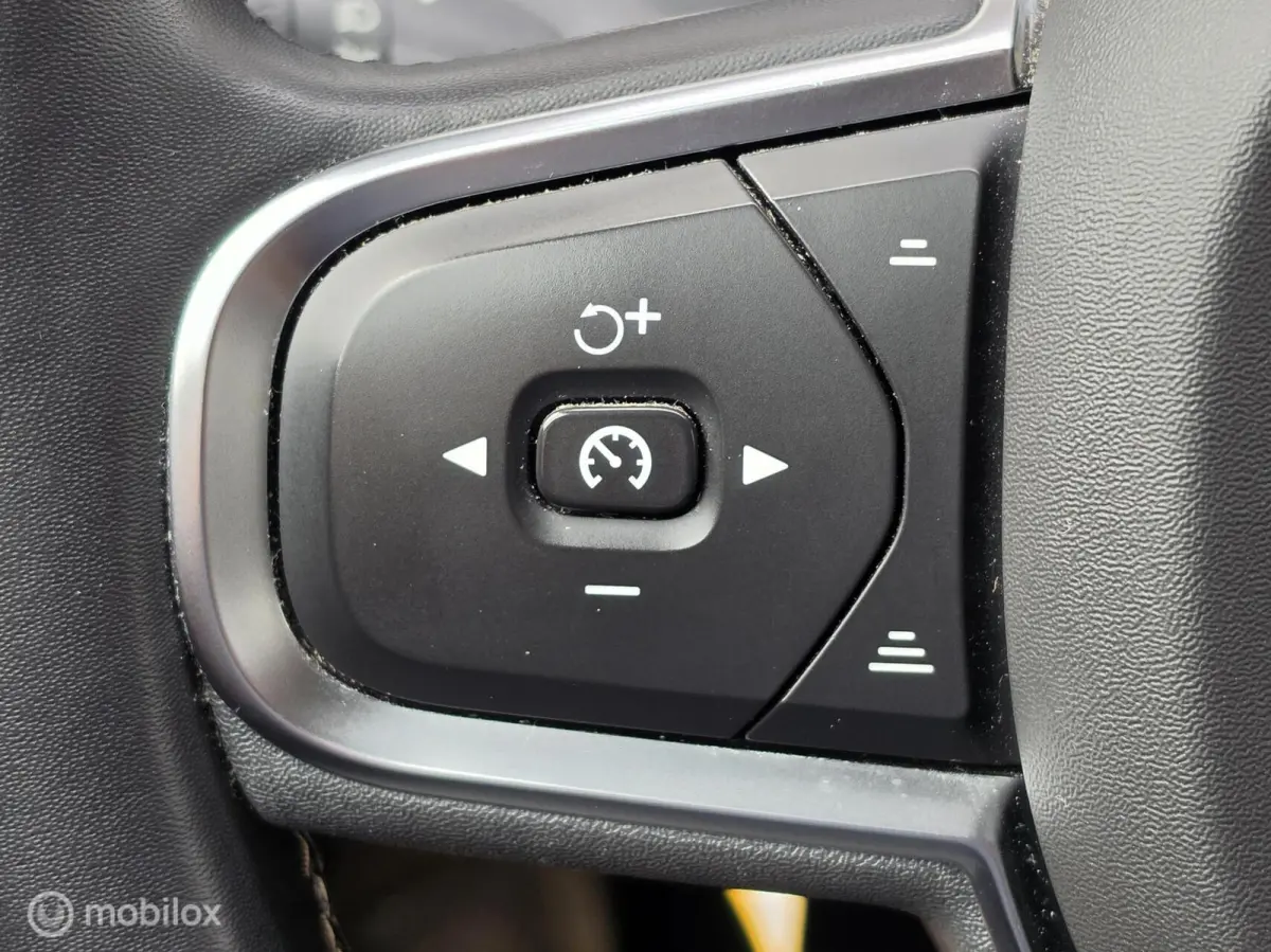 2.0 T6 AWD LONG RANGE 350PK R-DESIGN PLUG-IN HYBRID