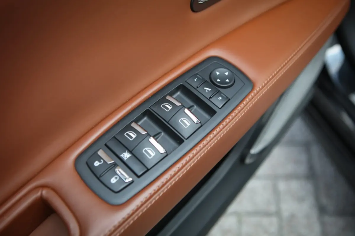 3.8 V8 GTS | Dealer OH | Org. NL | Stoelventilatie | B&W | Sportuitlaat
