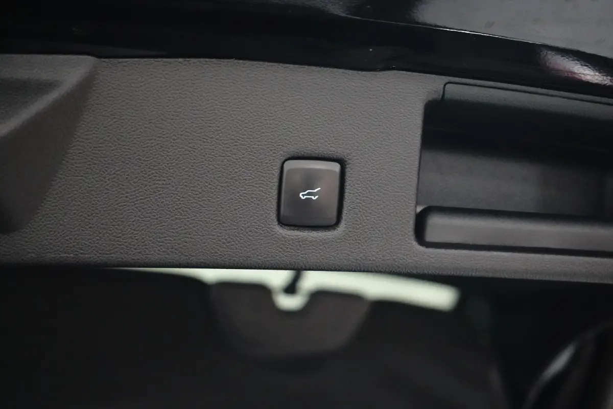 2.5 PHEV ST-Line X | Black Pack | Winter Pack | Adap. Cruise | Camera | Cruise Control | B&O Audio