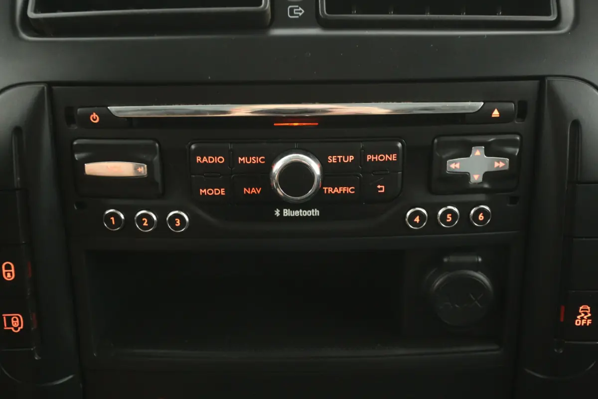 2.0 HDI L2H1 | Airco | Cruise | 3 Zits | 2xSchuifdeur | Navi | Trekhaak