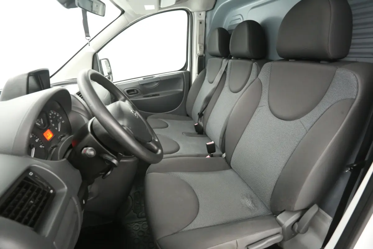 2.0 HDI L2H1 | Airco | Cruise | 3 Zits | 2xSchuifdeur | Navi | Trekhaak
