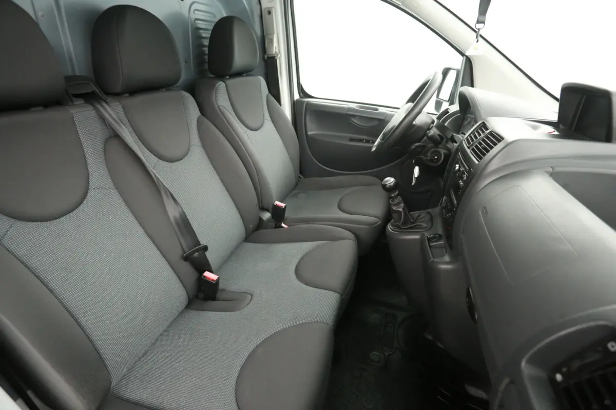 2.0 HDI L2H1 | Airco | Cruise | 3 Zits | 2xSchuifdeur | Navi | Trekhaak