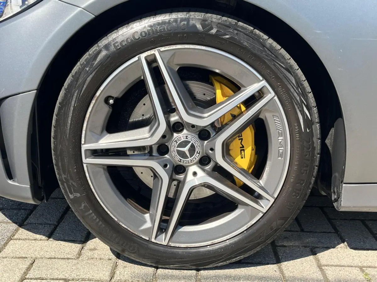 180 AMG CARPLAY+MAGNO GRIJS+MATRIX