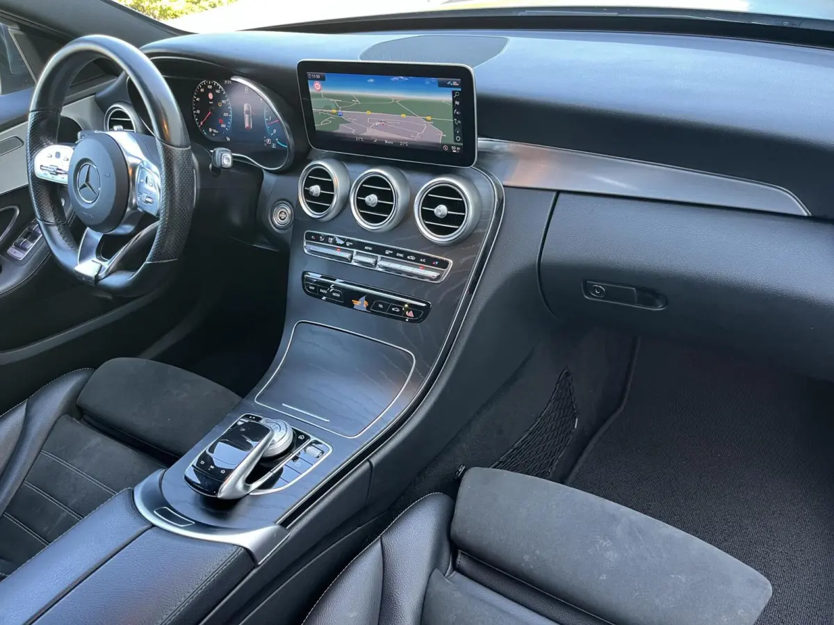 180 AMG CARPLAY+MAGNO GRIJS+MATRIX