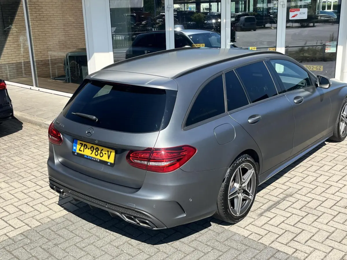 180 AMG CARPLAY+MAGNO GRIJS+MATRIX