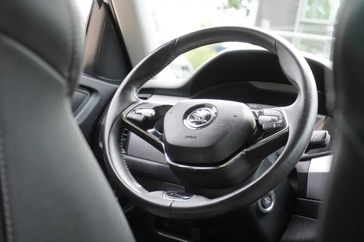 1.5 TSI 150pk Business Edition 7p. | Trekhaak | All Season Banden | SmartLink | Camera