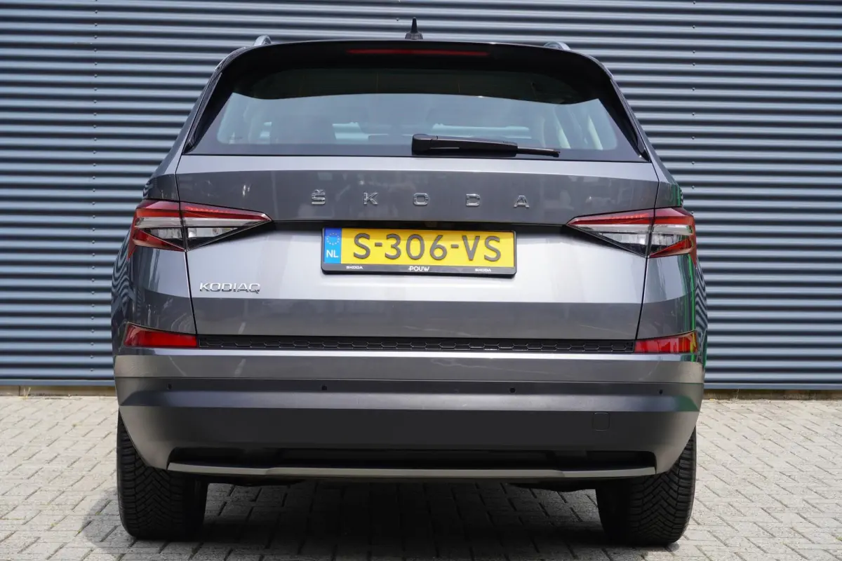 1.5 TSI 150pk Business Edition 7p. | Trekhaak | All Season Banden | SmartLink | Camera