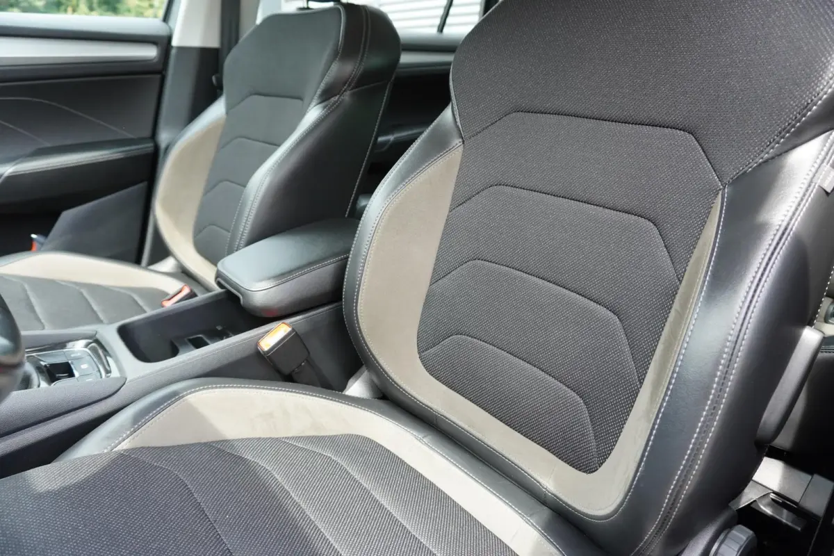 1.5 TSI 150pk Business Edition 7p. | Trekhaak | All Season Banden | SmartLink | Camera