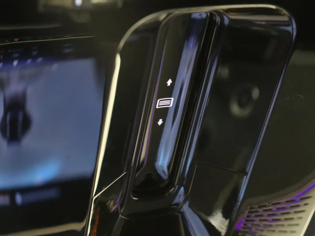 350+ AMG Line 96 kWh Premium Plus /Panoramadak /Memory /360 Camera /Burmester