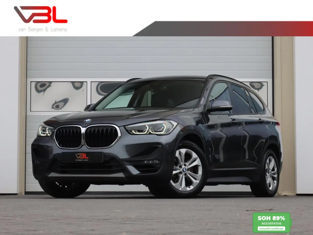 xDrive25e High Executive | Afneembare trekhaak | SOH 89%