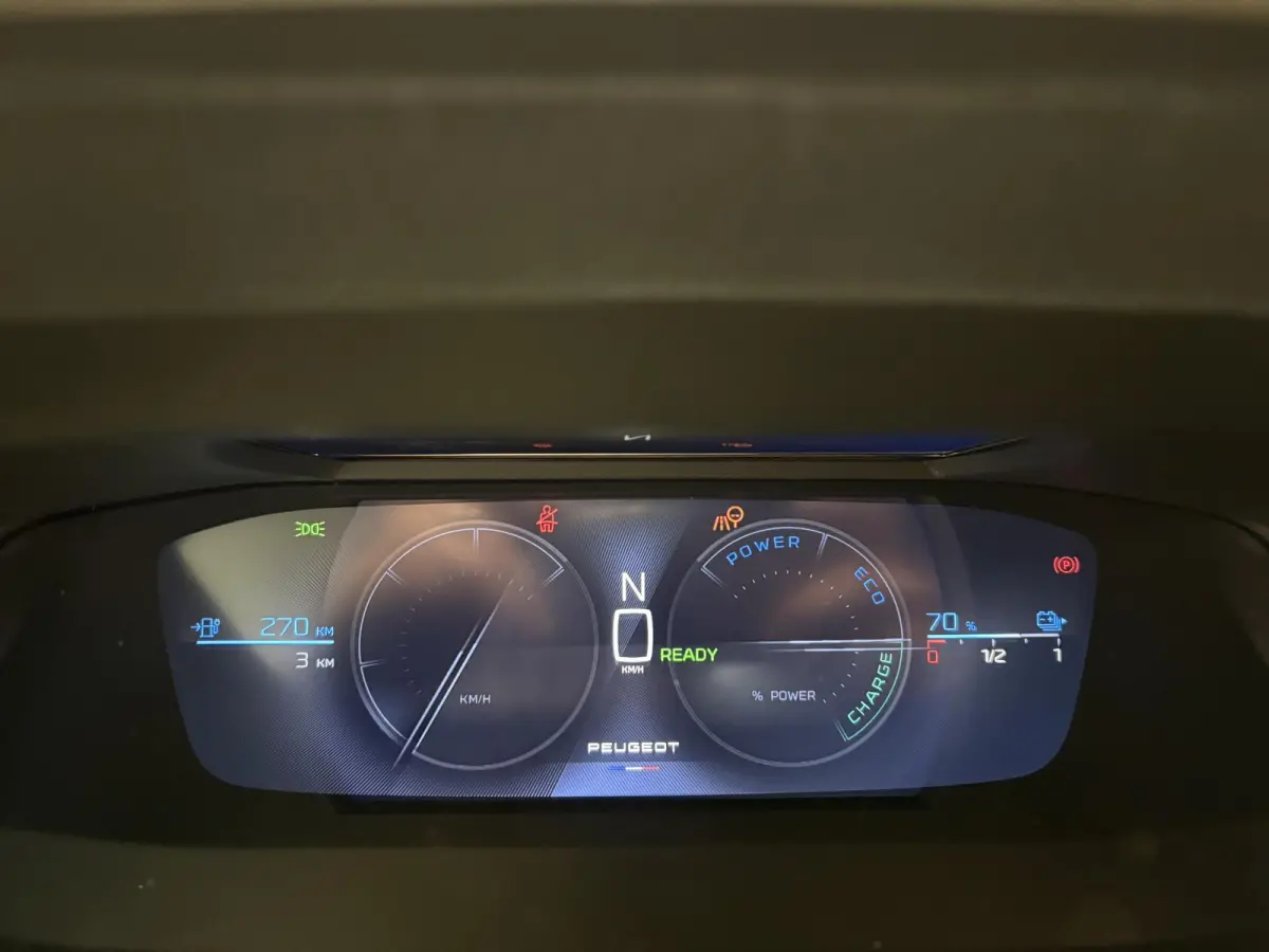 GT Avantage EV 54 kWh | APPLE CARPLAY & ANDROID AUTO | ELEKTR. ACHTERKLEP | VERWARMDE STOELEN |