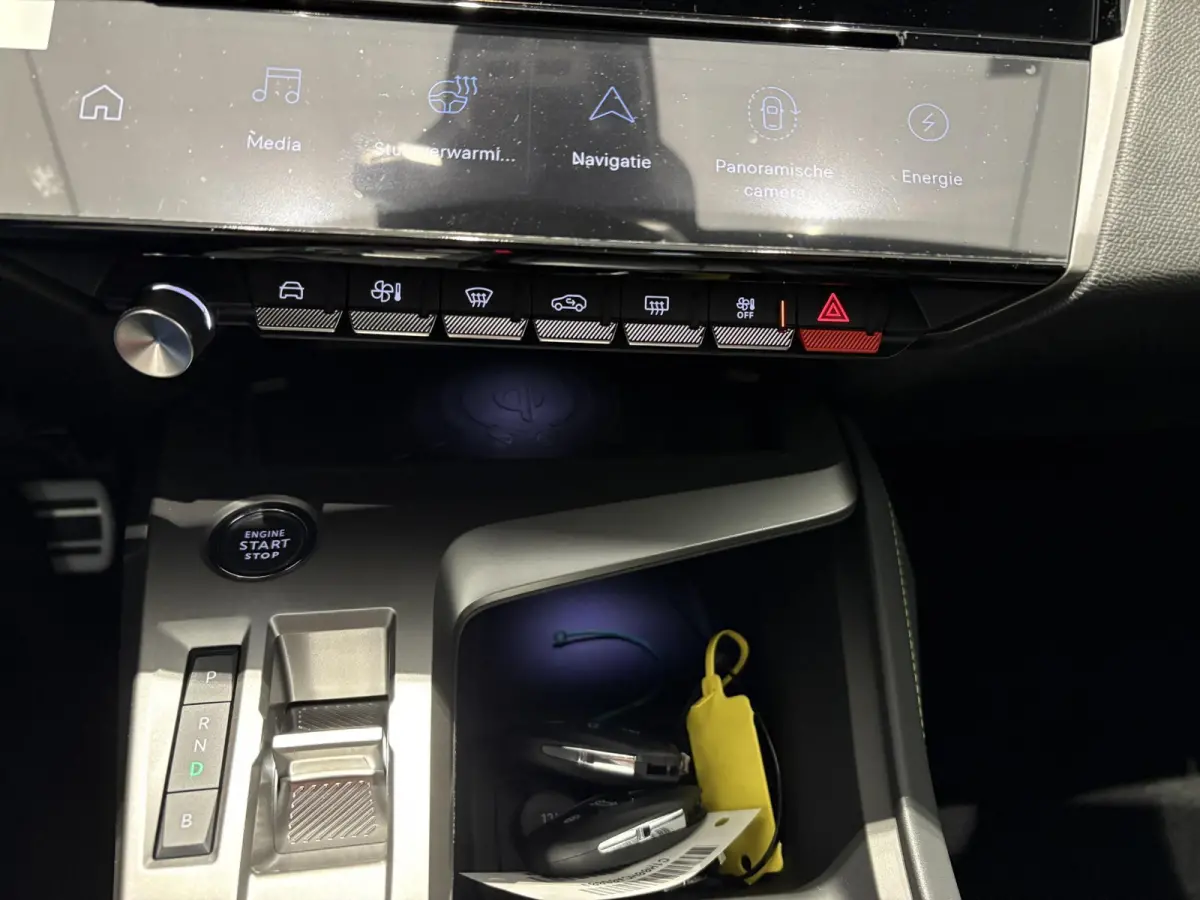 GT Avantage EV 54 kWh | APPLE CARPLAY & ANDROID AUTO | ELEKTR. ACHTERKLEP | VERWARMDE STOELEN |
