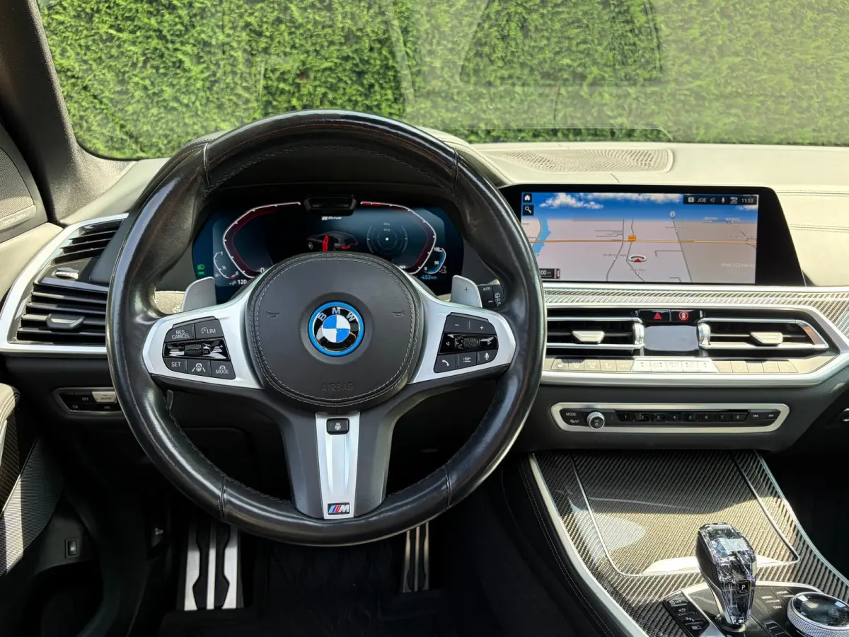 XDrive45e HighExecutive M Sport Chrystal 4WielSturing Luchtvering HUD H&K 22INCH