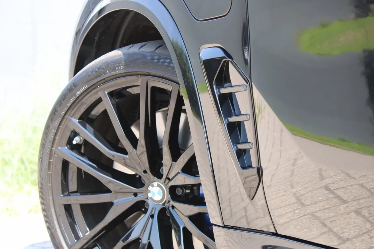XDrive45e HighExecutive M Sport Chrystal 4WielSturing Luchtvering HUD H&K 22INCH