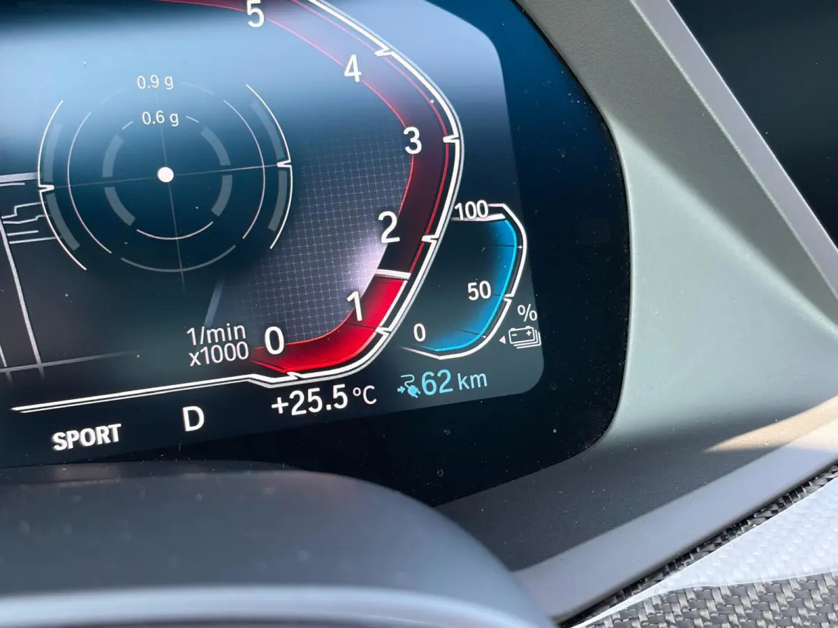 XDrive45e HighExecutive M Sport Chrystal 4WielSturing Luchtvering HUD H&K 22INCH