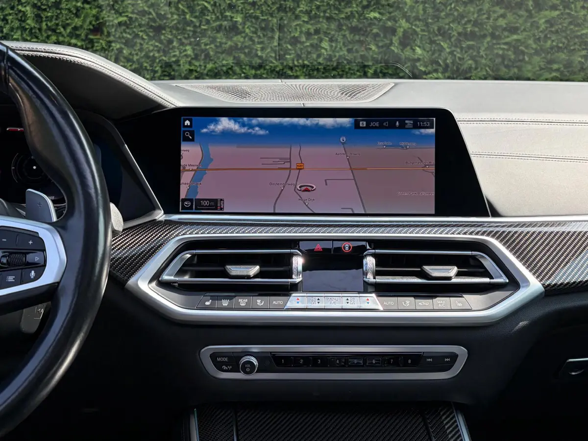 XDrive45e HighExecutive M Sport Chrystal 4WielSturing Luchtvering HUD H&K 22INCH