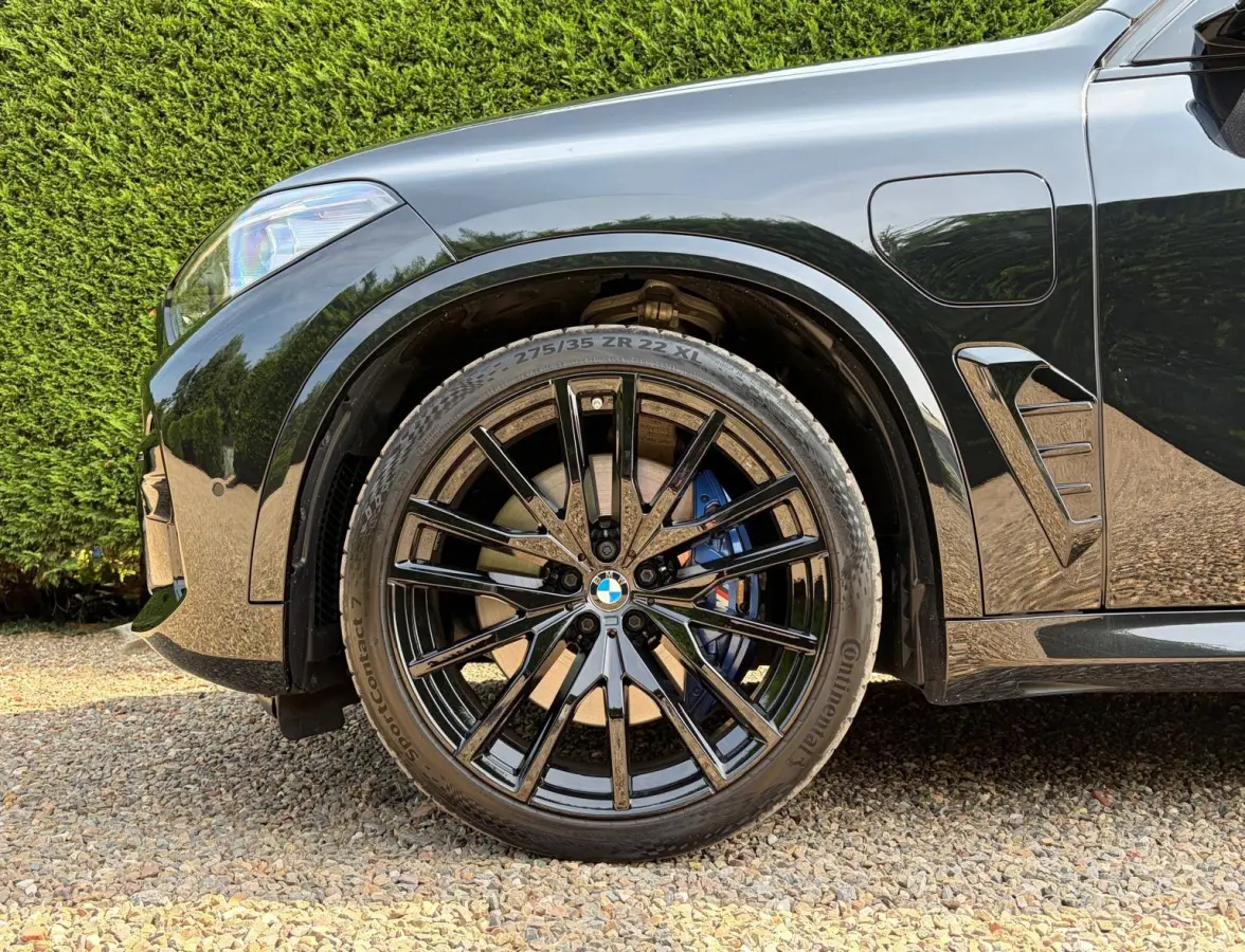 XDrive45e HighExecutive M Sport Chrystal 4WielSturing Luchtvering HUD H&K 22INCH