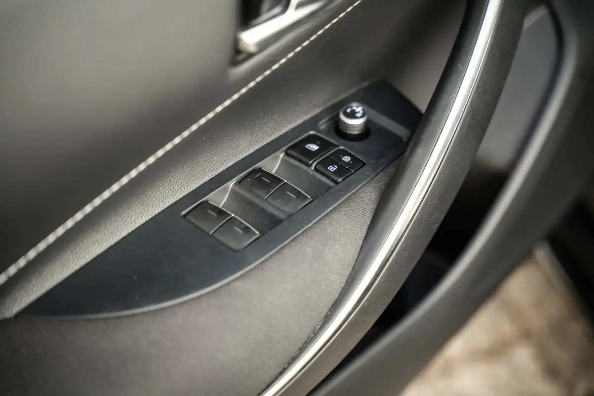 1.8 Hybrid Active | ACC | Navi | DAB | Apple CarPlay | Clima | Metalic | Camera | Org. NL!