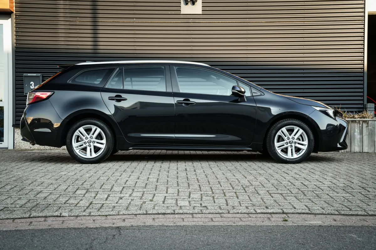 1.8 Hybrid Active | ACC | Navi | DAB | Apple CarPlay | Clima | Metalic | Camera | Org. NL!