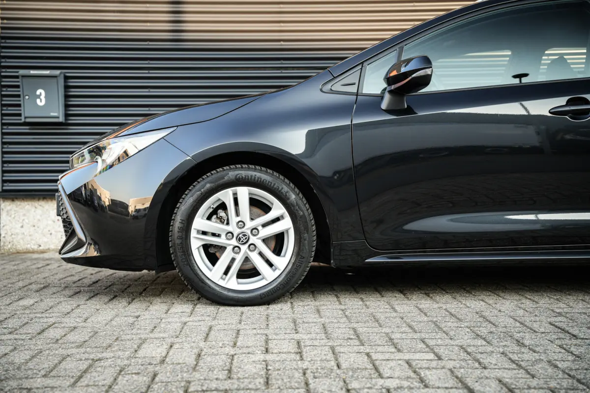 1.8 Hybrid Active | ACC | Navi | DAB | Apple CarPlay | Clima | Metalic | Camera | Org. NL!