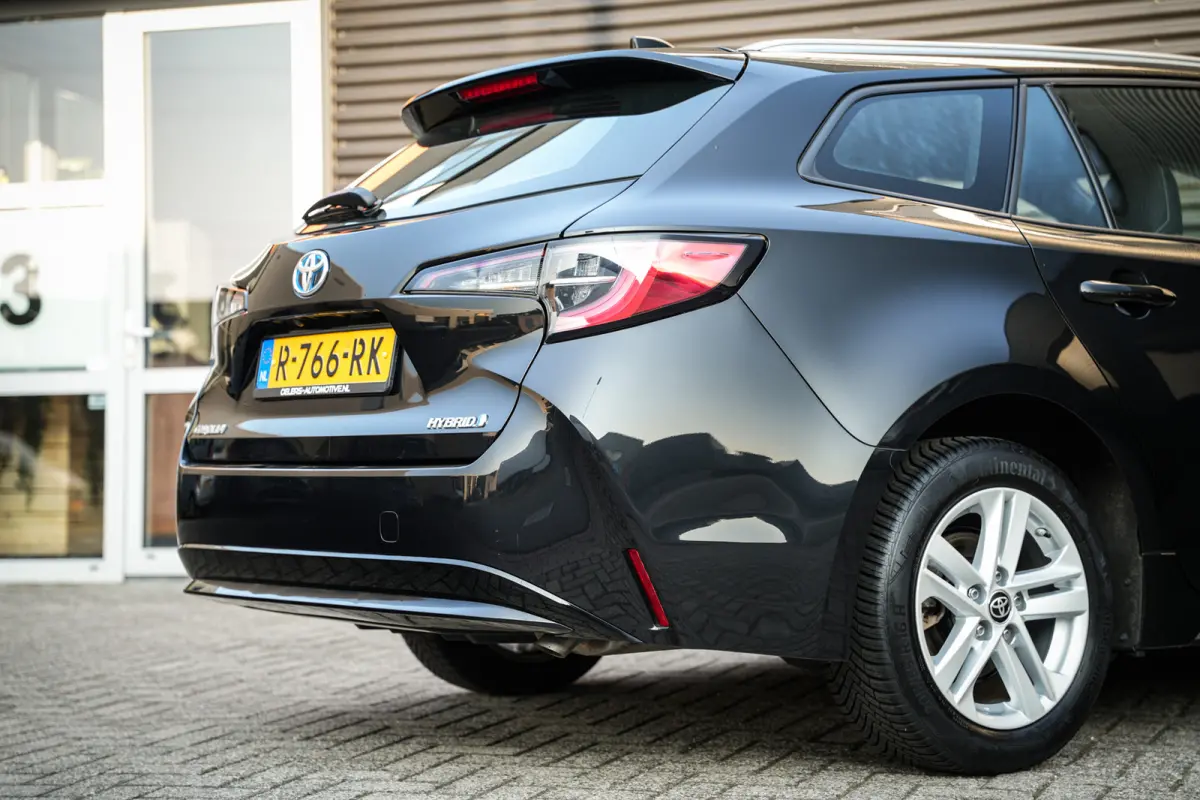 1.8 Hybrid Active | ACC | Navi | DAB | Apple CarPlay | Clima | Metalic | Camera | Org. NL!