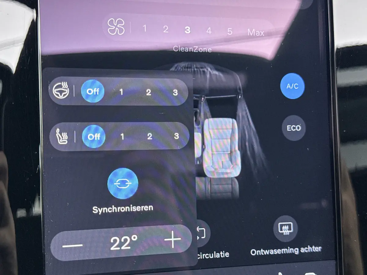 P8 R-Design | 19" | Panoramadak | 360 Camera | Elektr. verst. Stoelen | Harman Kardon | Warmtepomp | Adaptieve Cruise | BLIS | Stoel/Stuur/Achterbankverwarming