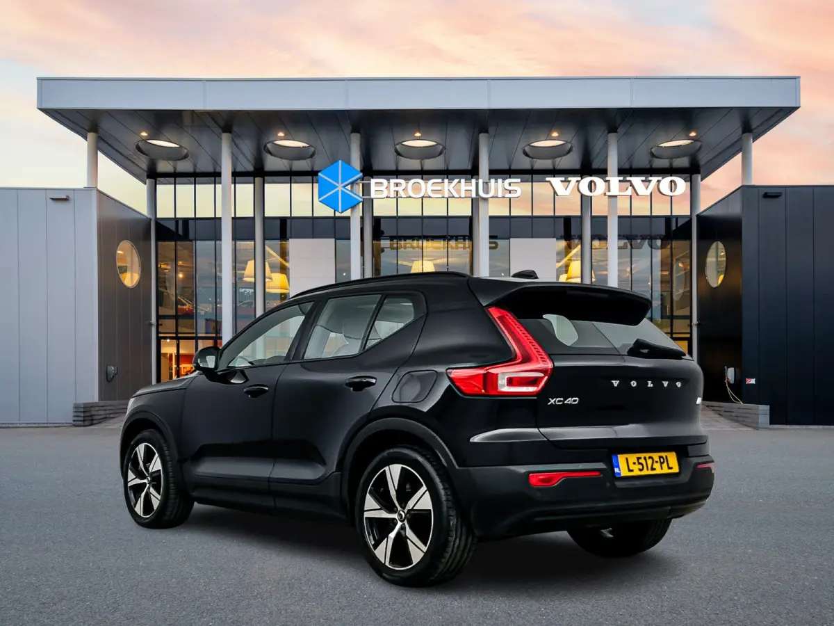 P8 R-Design | 19" | Panoramadak | 360 Camera | Elektr. verst. Stoelen | Harman Kardon | Warmtepomp | Adaptieve Cruise | BLIS | Stoel/Stuur/Achterbankverwarming