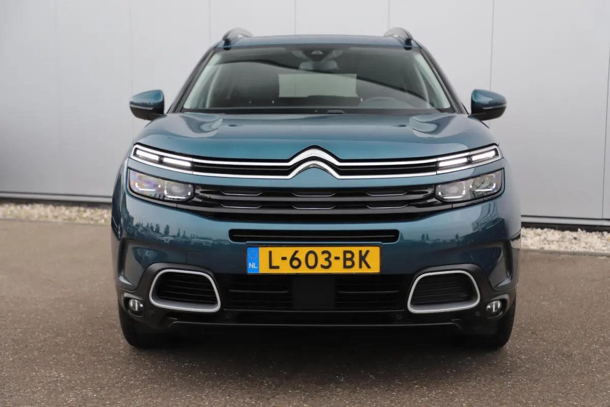 1.2 PureTech Business Plus 131PK Automaat Trekhaak Panoramadak Navigatie Achteruitrijcamera Climate Cruise Control Carplay Android