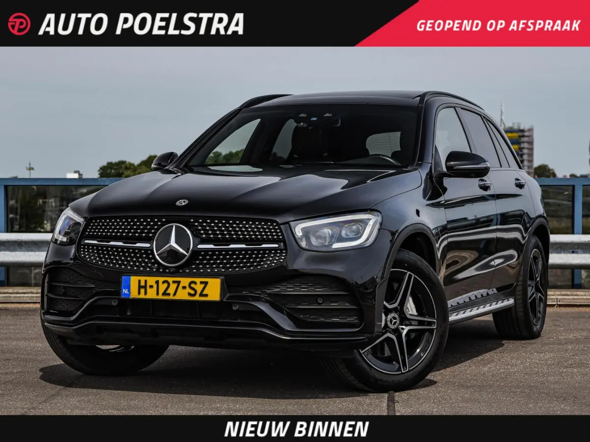 200 Premium Plus AMG Night Edition | Panoramadak | Burmester | Trekhaak | Digital Cockpit | Rondomzicht Camera | Keyless | Sfeerverlichting | Multibeam LED | Dealeronderhouden | 19"