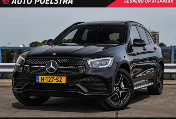 200 Premium Plus AMG Night Edition | Panoramadak | Burmester | Trekhaak | Digital Cockpit | Rondomzicht Camera | Keyless | Sfeerverlichting | Multibeam LED | Dealeronderhouden | 19"