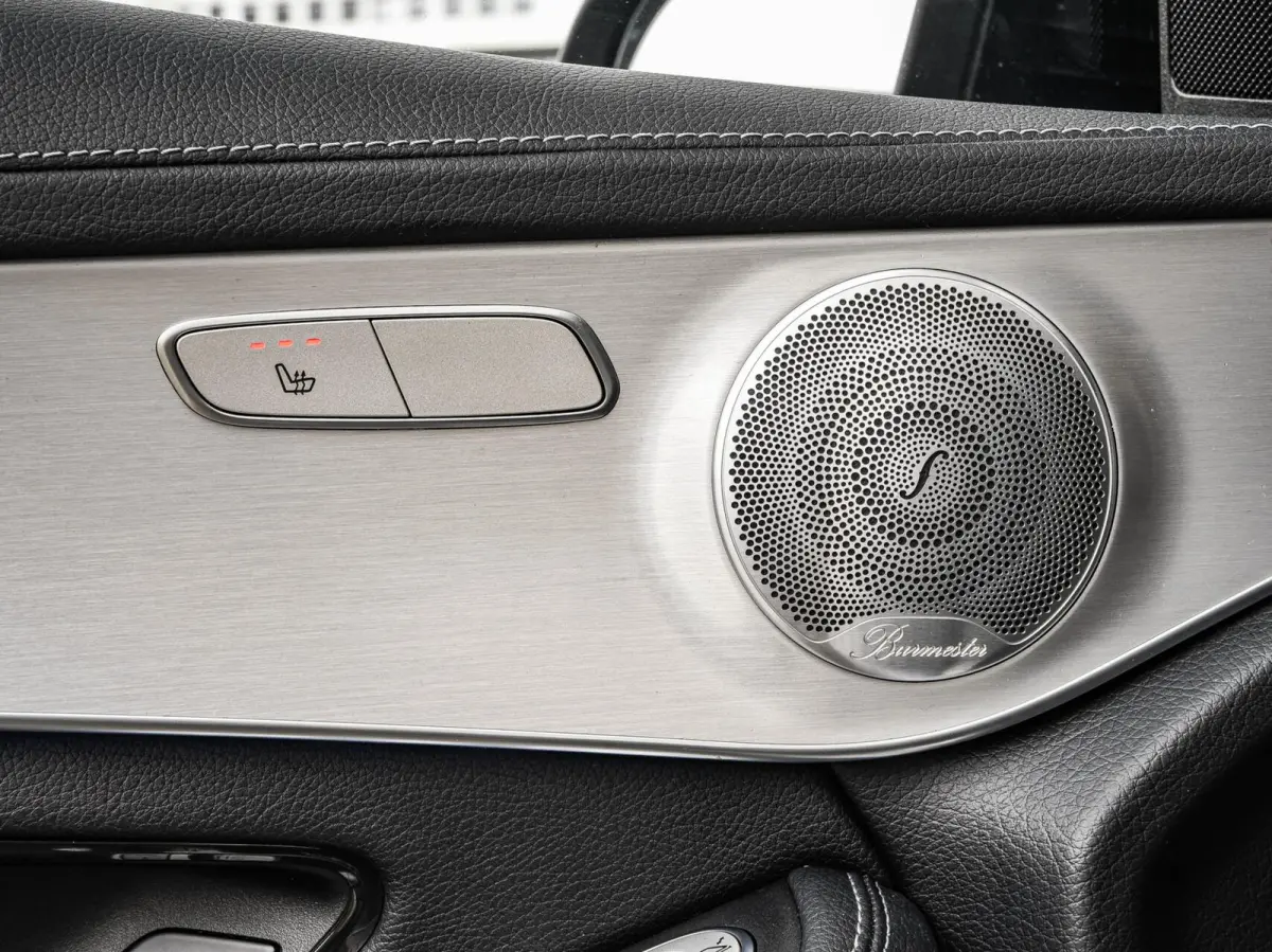 200 Premium Plus AMG Night Edition | Panoramadak | Burmester | Trekhaak | Digital Cockpit | Rondomzicht Camera | Keyless | Sfeerverlichting | Multibeam LED | Dealeronderhouden | 19"