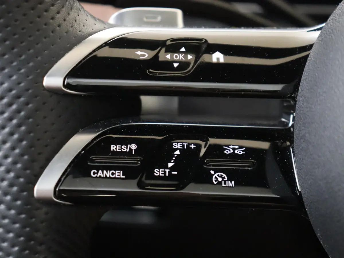 4MATIC AMG Line Premium Plus /Panoramadak /HUD /360 Camera /Rijassistentiepakket