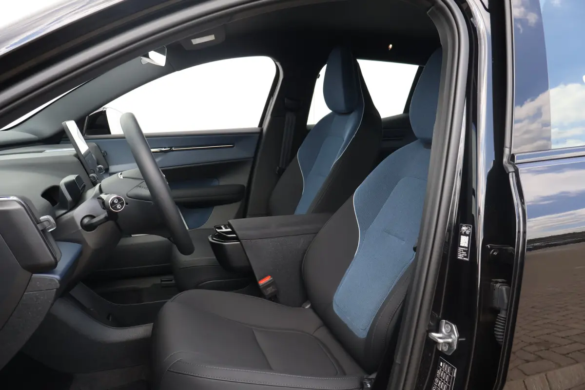 Single Motor Extended Range Plus 69 kWh | Trekhaak | Harman Kardon | BLIS | Warmtepomp |