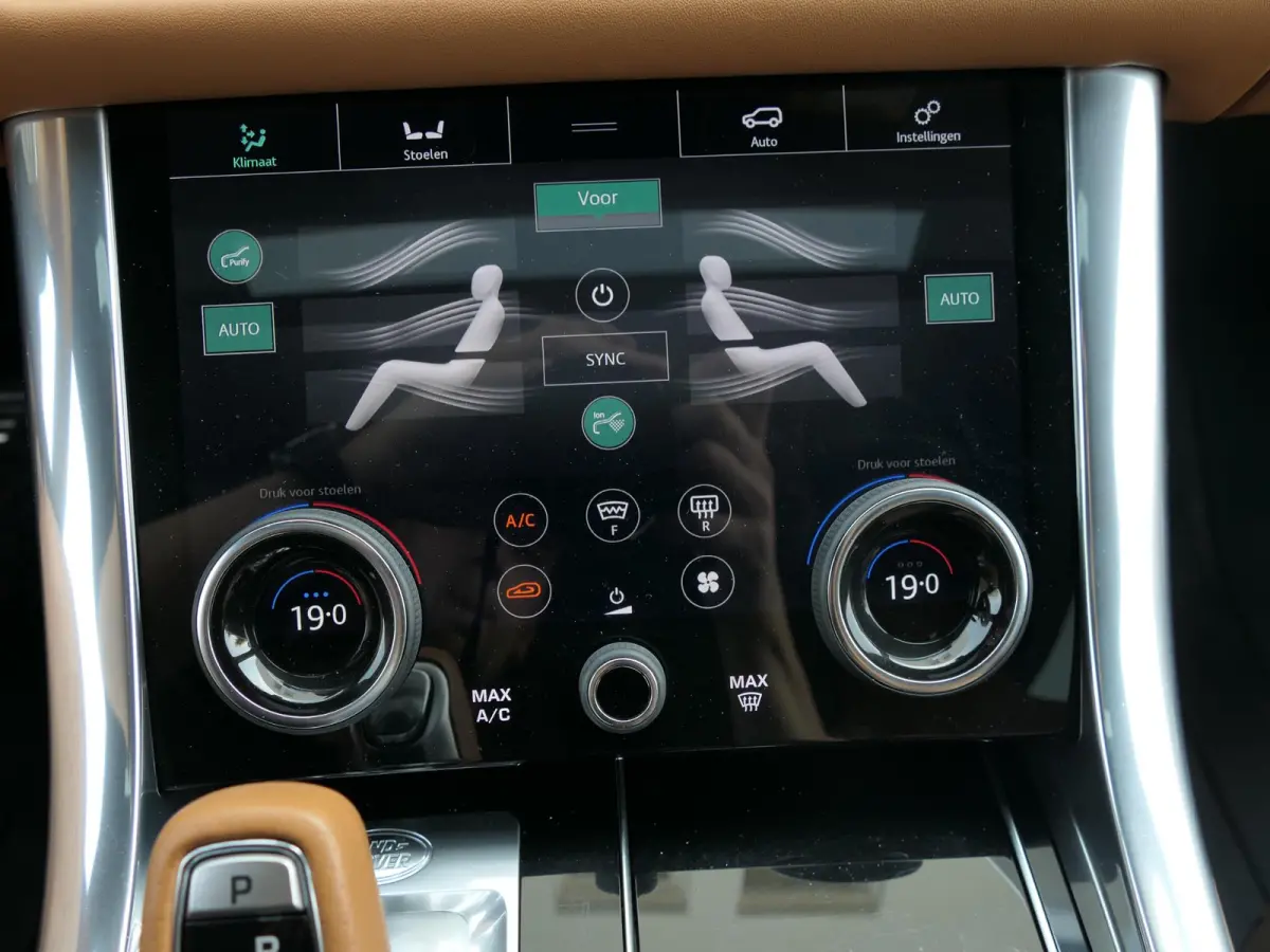 5.0 V8 SC SVR | SV Bespoke Paint | Alcantara hemel | Meridian | 360°-camera | Panoramadak | Head-up display | Alarmklasse 5 | ACC | Dodehoek ​detectie | Luxe lederen sportstoelen | Trekha