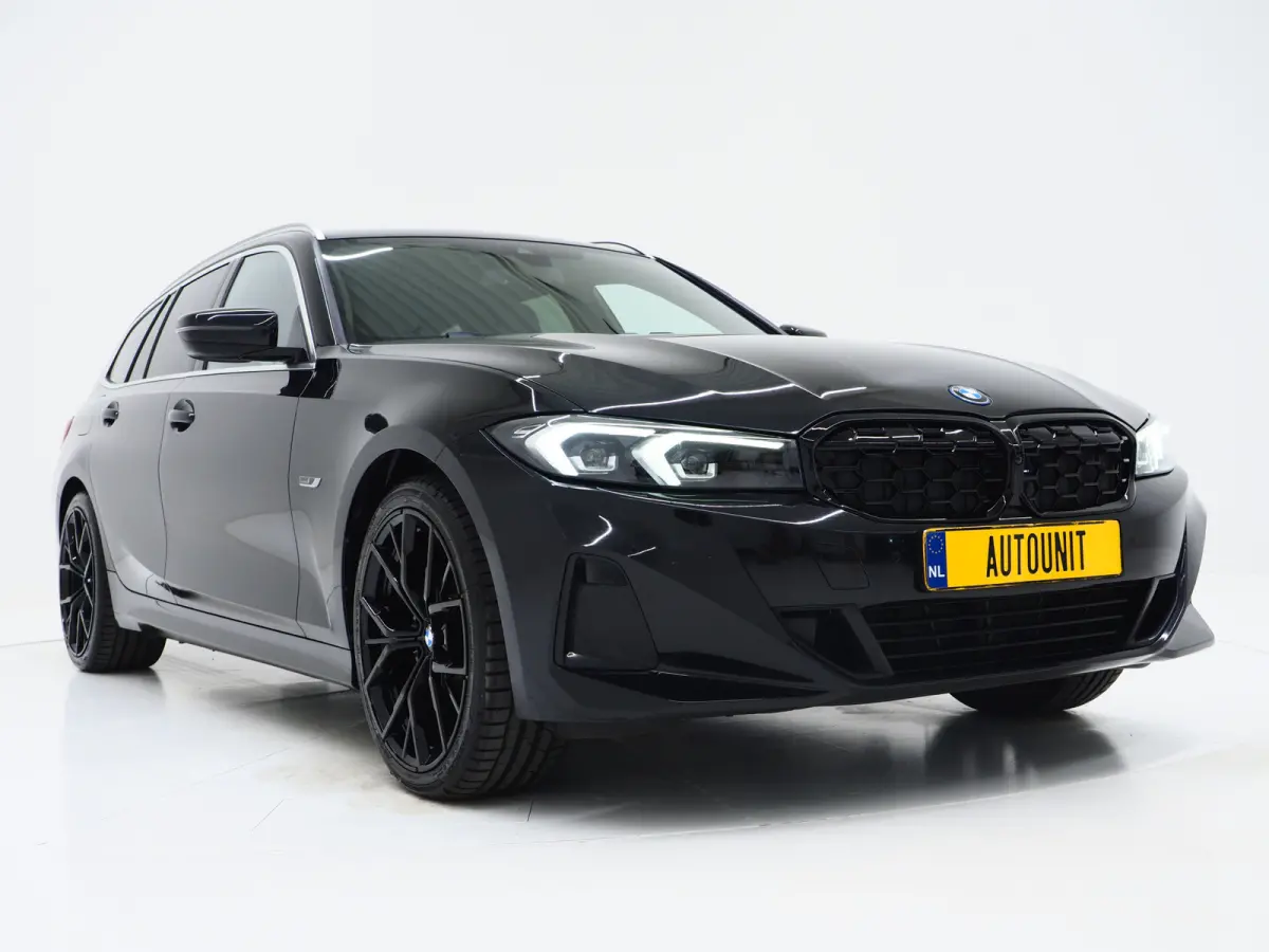 320e LCI | Sportstoelen | Leder | Sfeerlicht | Dodehoek | Cruise | Stoelverwarming | Carplay