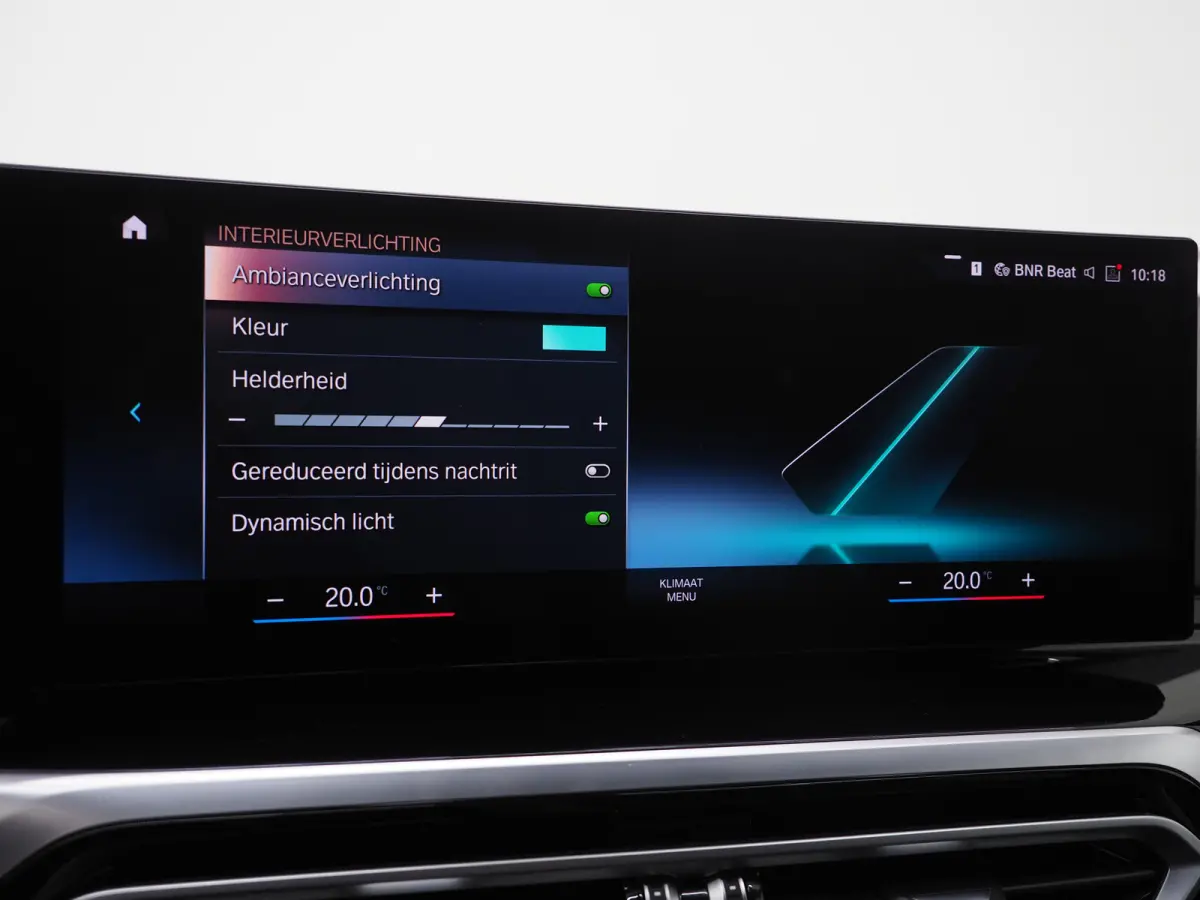 320e LCI | Sportstoelen | Leder | Sfeerlicht | Dodehoek | Cruise | Stoelverwarming | Carplay