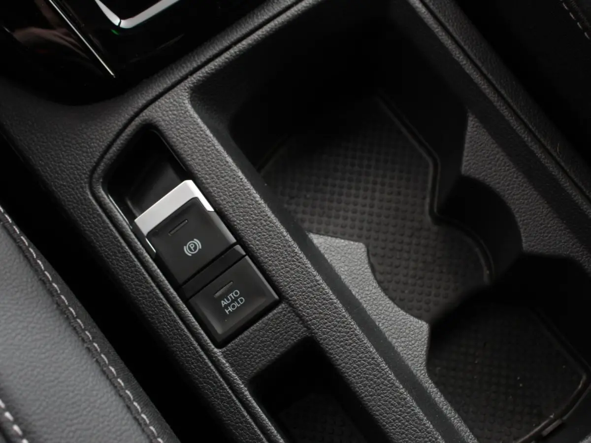1.5 TSI 150pk Automaat R-Line Plus Navigatie Apple Carplay/Android Auto Camera Parkeersensoren Adaptive Cruise Control Stoelverwarming Virtual Cockpit Elektrische achterklep Getinte ramen Cl
