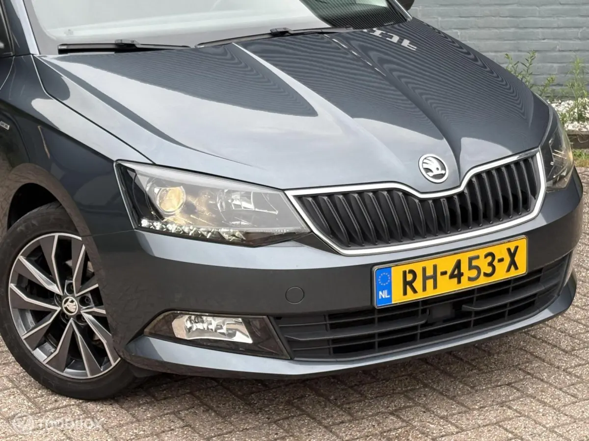 1.0 TSI Drive - Navi - Cruise - Pdc - Nap -