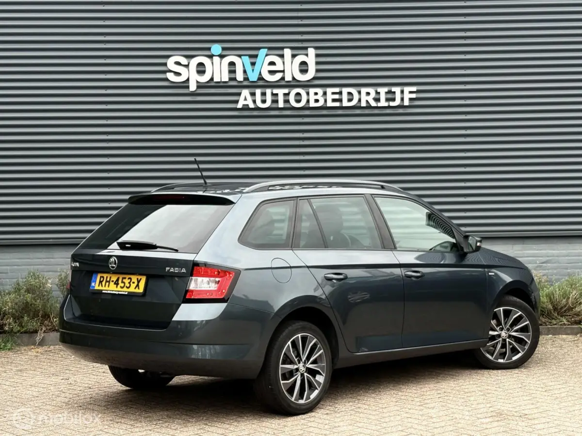 1.0 TSI Drive - Navi - Cruise - Pdc - Nap -