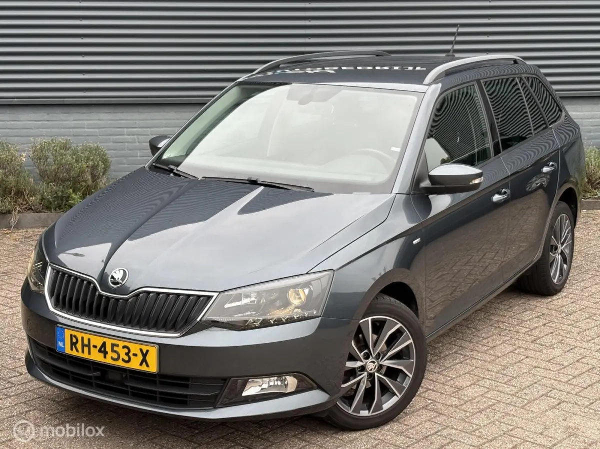 1.0 TSI Drive - Navi - Cruise - Pdc - Nap -