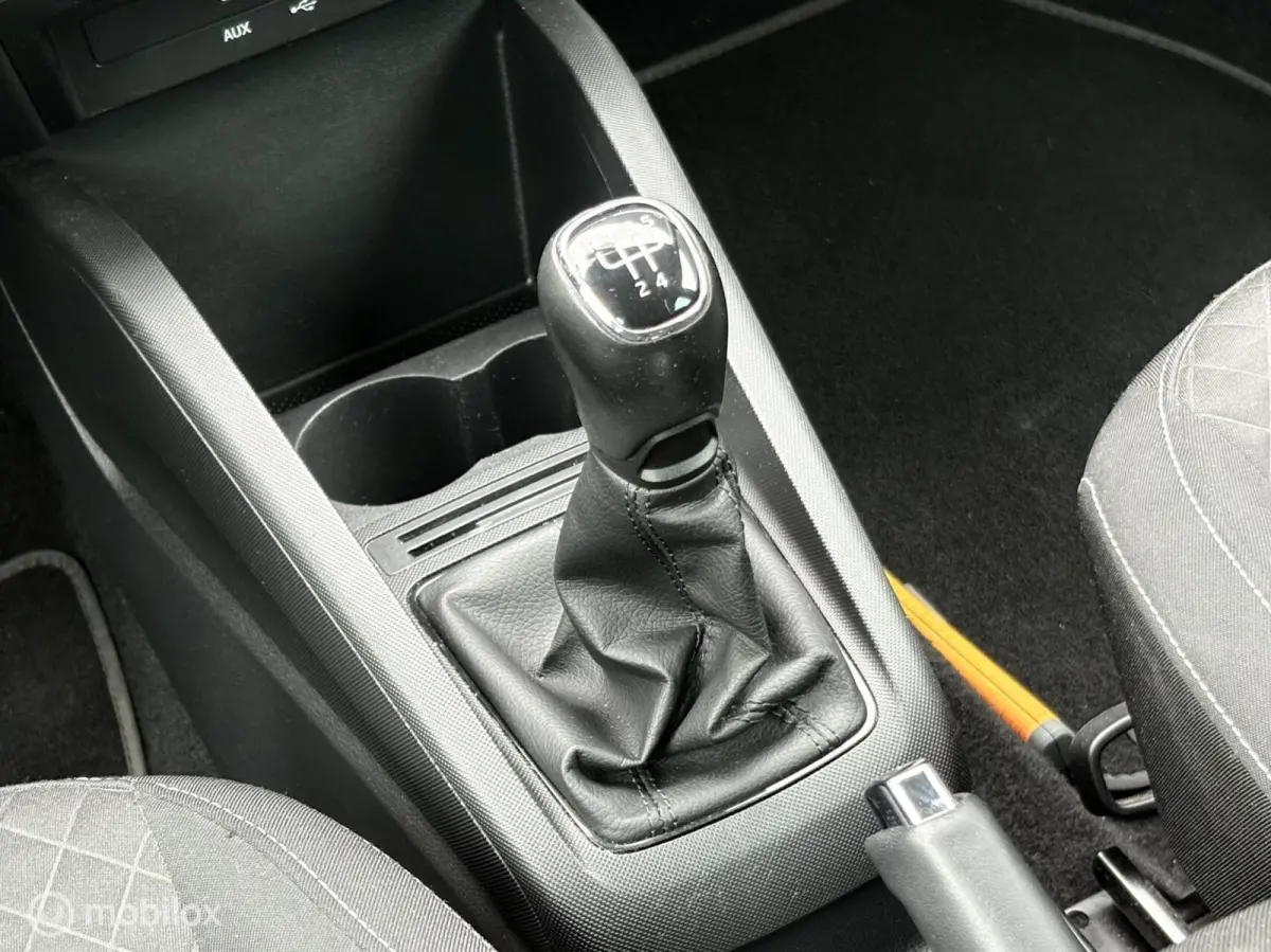 1.0 TSI Drive - Navi - Cruise - Pdc - Nap -