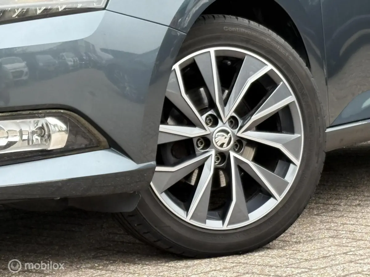 1.0 TSI Drive - Navi - Cruise - Pdc - Nap -